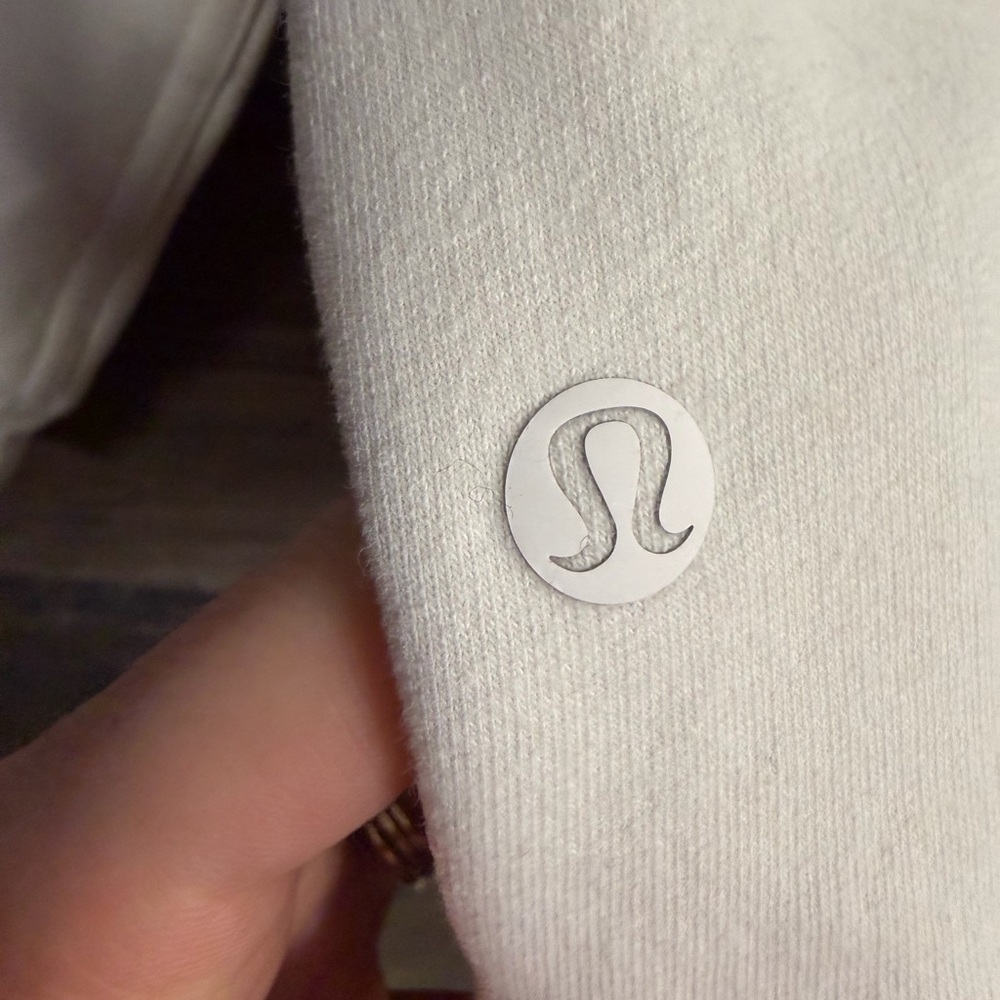 lululemon athletica Cream Crewneck Sweatshirt AS IS - Picture 3 of 7